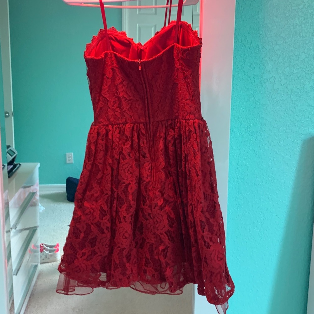 MACY'S (CITY STUDIO) LACED RED DRESS - Picture 2 of 3